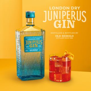 Spomienka na leto⛱💦☀️ v podobe dobre spraveného Negroni drinku a kvalitného ginu? V piatok večer môže byť....? 🙃🥰